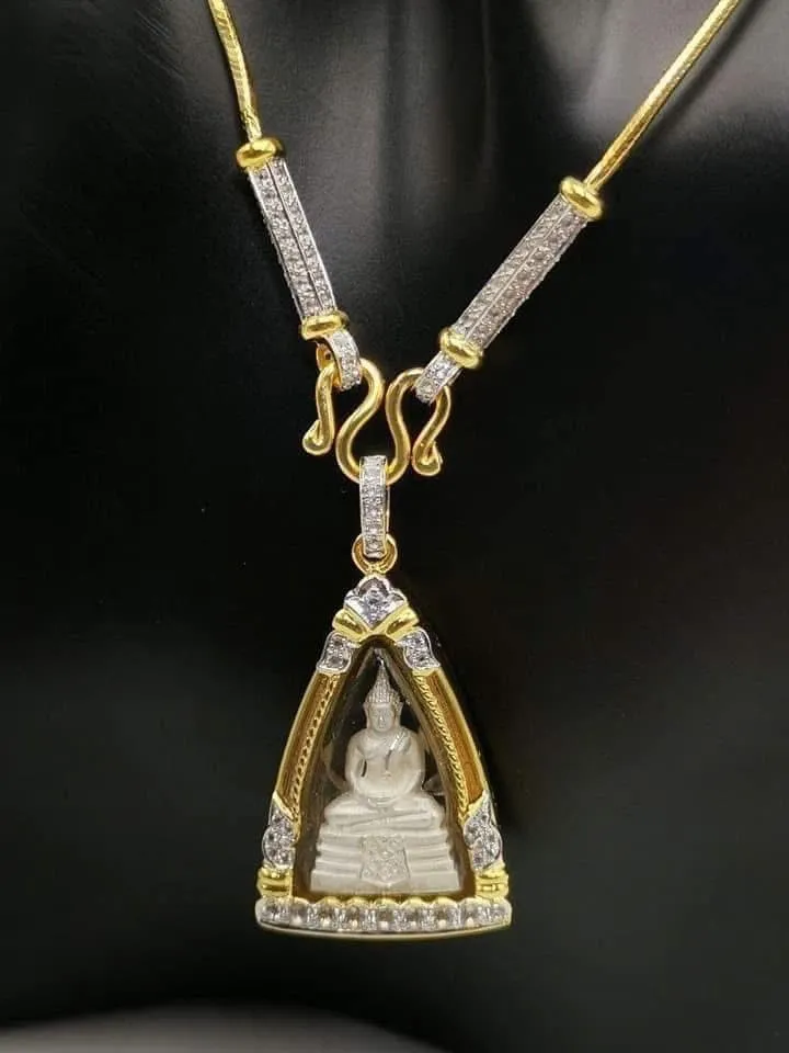 สร้อยขั้วพลอย  จี้พระฝั่งพลอย